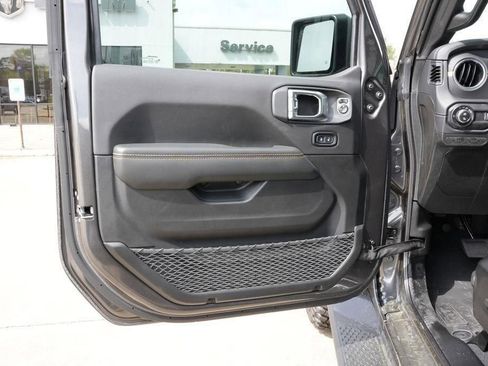 New 2026 Jeep Gladiator Sport image 16