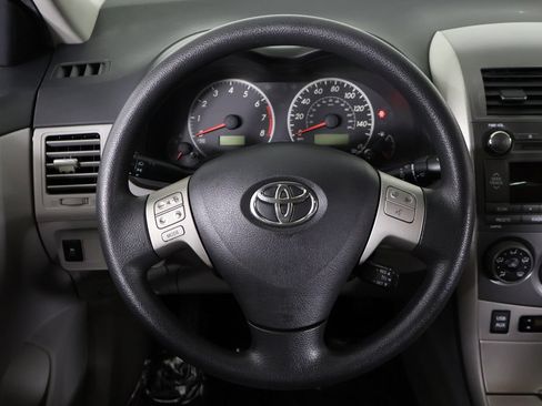 Used 2011 Toyota Corolla LE FWD image 31