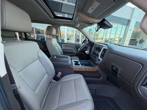 Used 2018 GMC Sierra 1500 SLT image 15