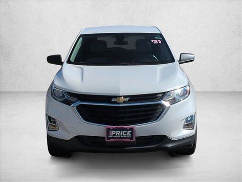 Used 2021 Chevrolet Equinox LS w/ LS Convenience Package FWD image 2
