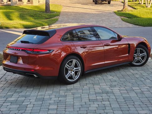 Used 2021 Porsche Panamera 4 image 9