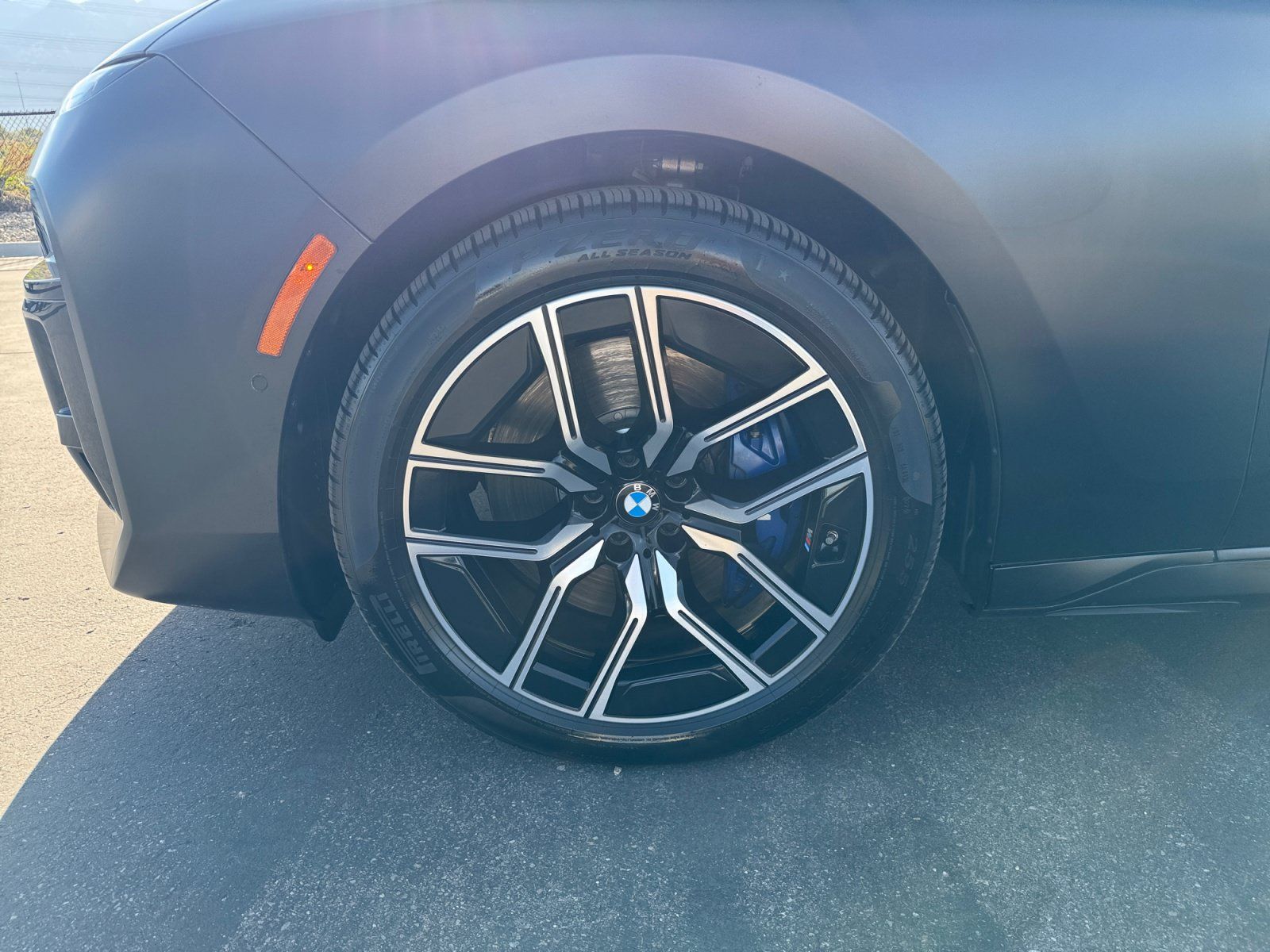 Used 2023 BMW 760i xDrive w/ Executive Package AWD/4WD image 26