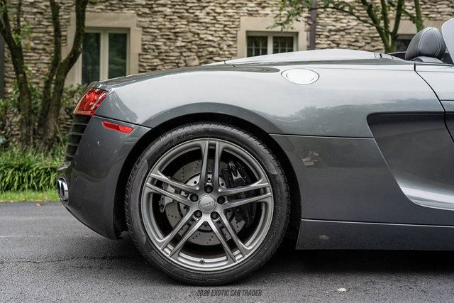 Used 2012 Audi R8 V8 AWD/4WD image 10
