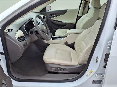 Used 2024 Chevrolet Malibu LT image 24