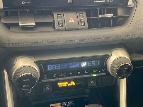 Certified 2022 Toyota RAV4 XSE AWD/4WD image 19