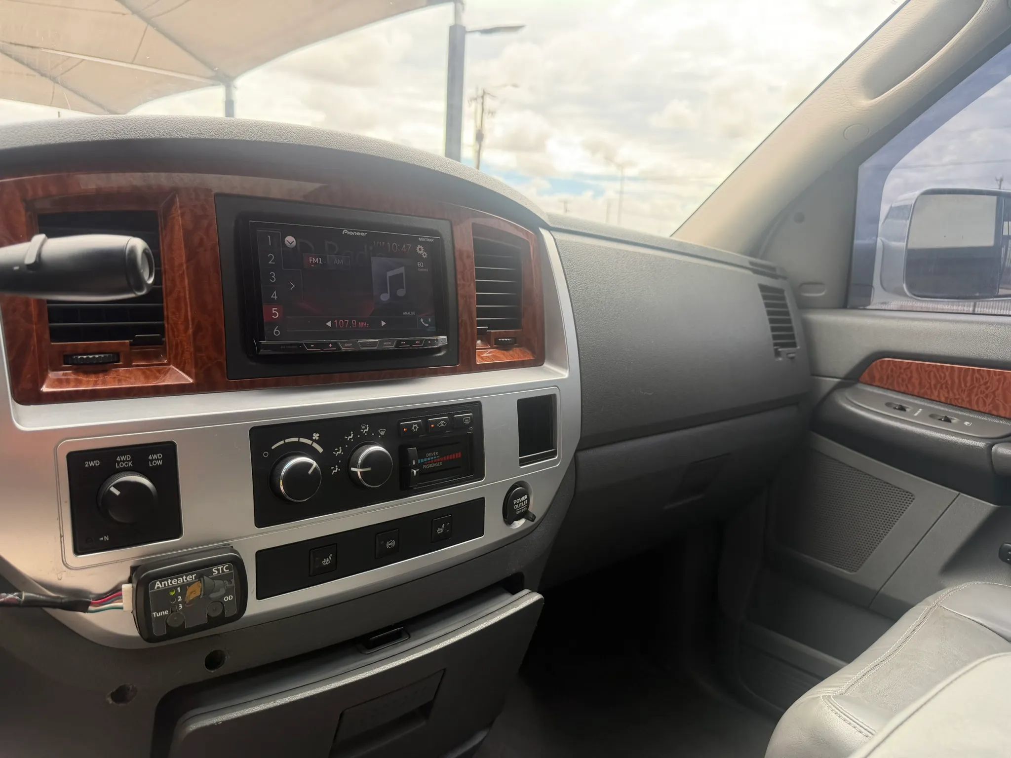 Used 2007 Dodge Ram 2500 Truck Laramie w/ Trailer Tow Group AWD/4WD image 21