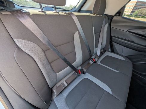 Used 2024 Chevrolet TrailBlazer LT image 22