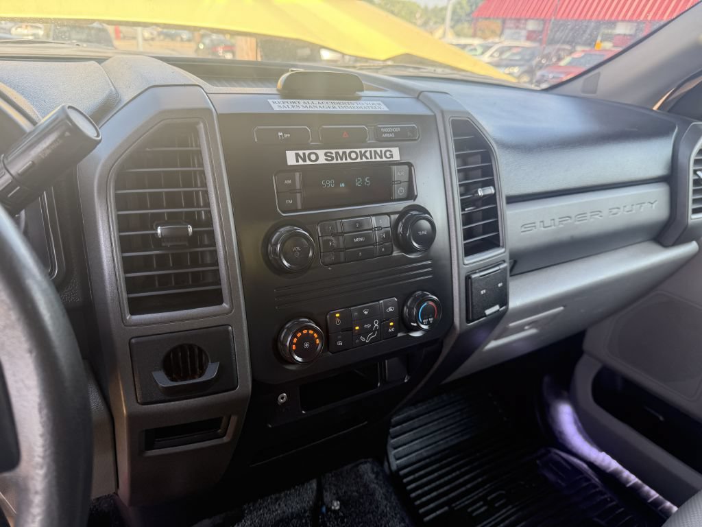 Used 2019 Ford F550 2WD Regular Cab Super Duty image 10