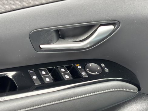 Certified 2026 Hyundai Santa Cruz Limited image 17