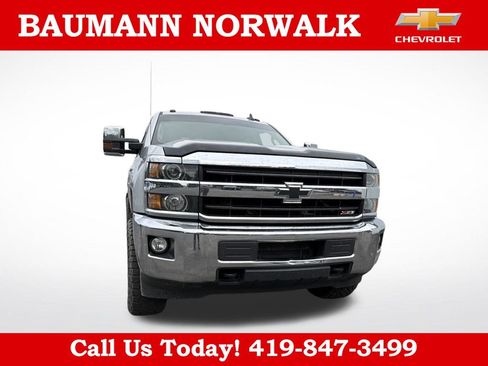 Used 2018 Chevrolet Silverado 2500 LT w/ All Star Edition AWD/4WD image 2