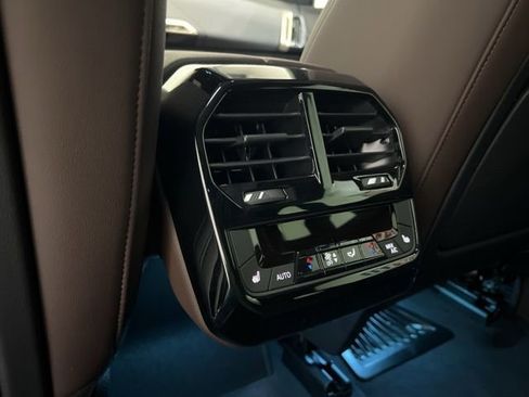 Used 2025 BMW iX xDrive50 image 52