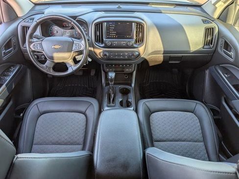 Used 2022 Chevrolet Colorado Z71 image 11