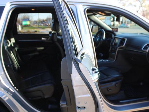 Used 2015 Jeep Grand Cherokee Limited image 63