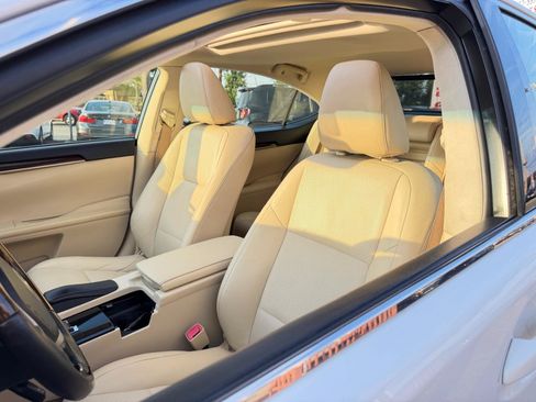 Used 2015 Lexus ES 350 w/ Luxury Package FWD image 83