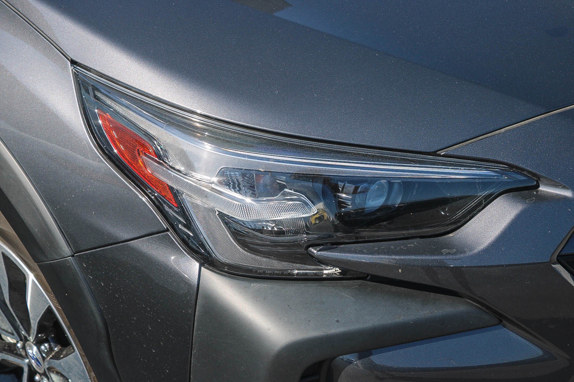 Used 2025 Subaru Outback Limited AWD/4WD image 2