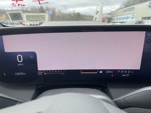 Used 2025 Buick Enclave Sport Touring image 13