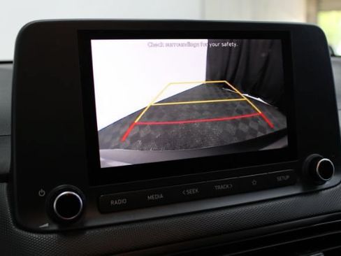 Used 2023 Hyundai Kona SE FWD image 19