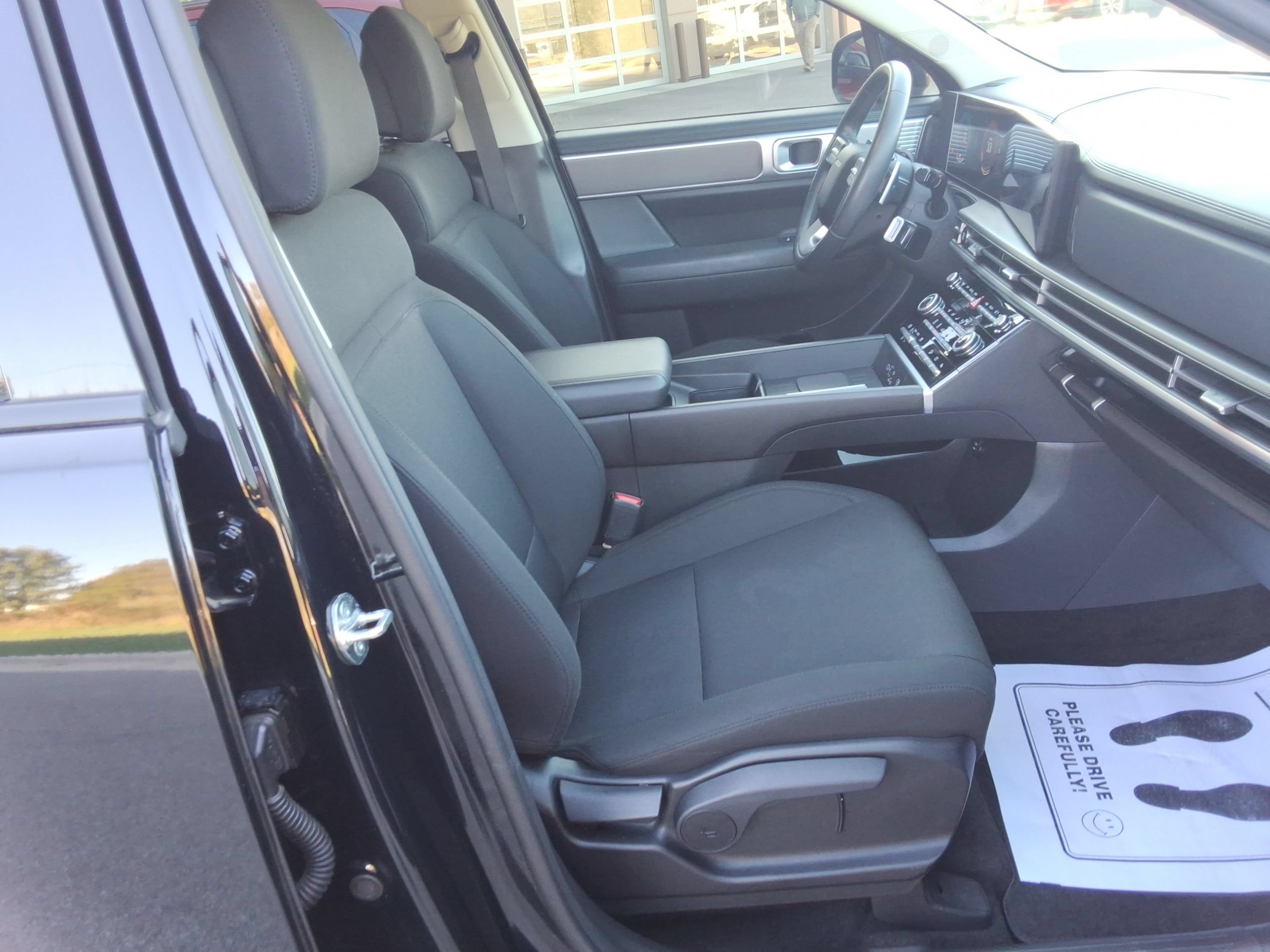 Used 2024 Hyundai Santa Fe SE AWD/4WD image 28