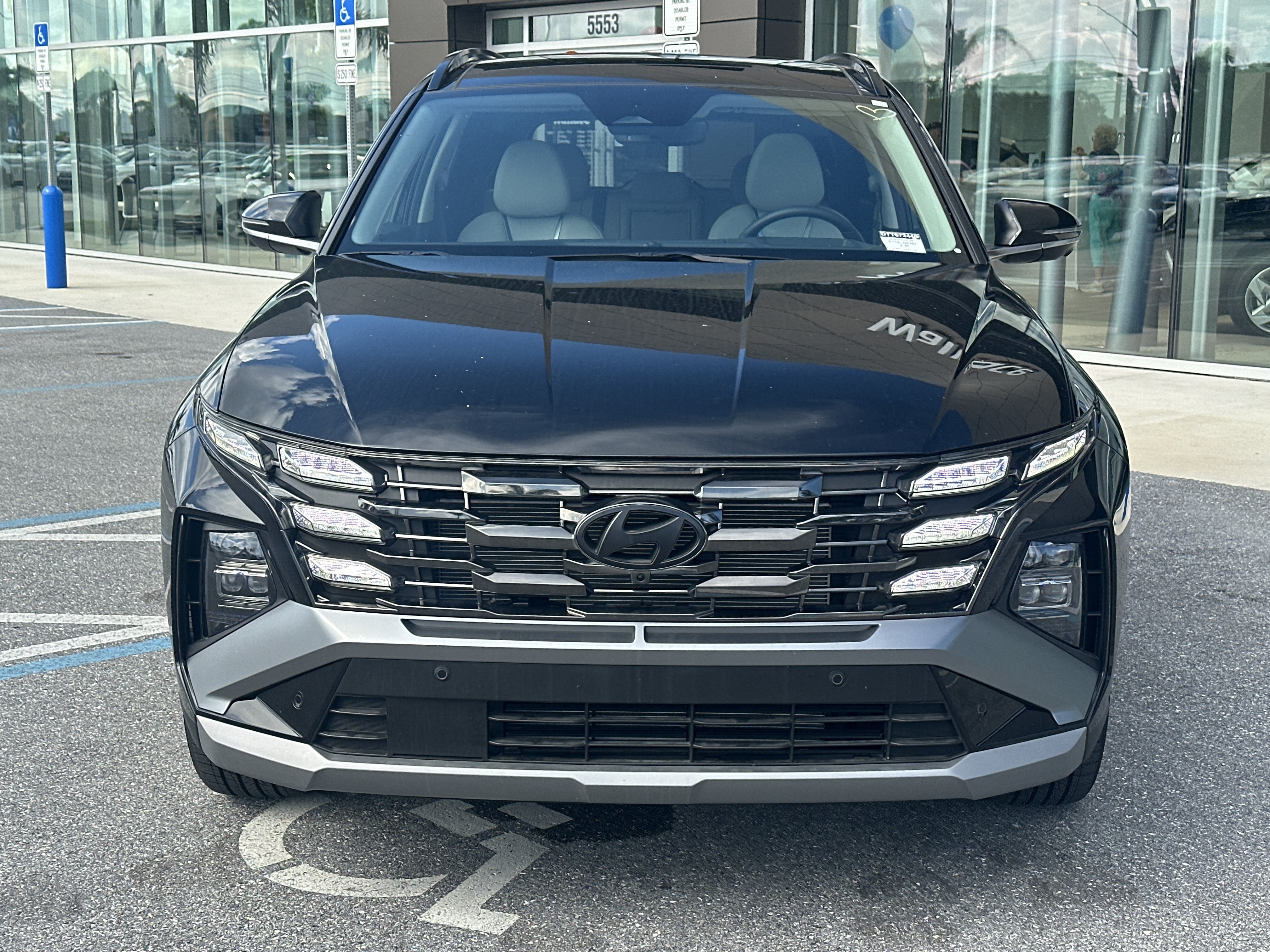 New 2026 Hyundai Tucson Limited FWD image 3