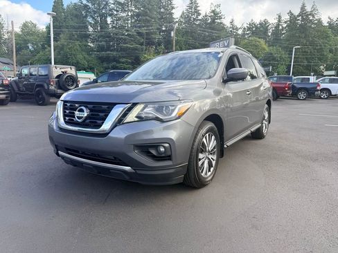Used 2020 Nissan Pathfinder SV AWD/4WD image 1