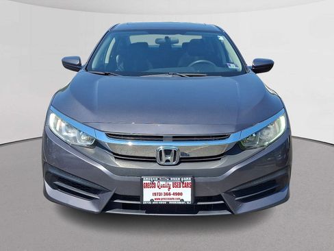 Certified 2018 Honda Civic EX image 3