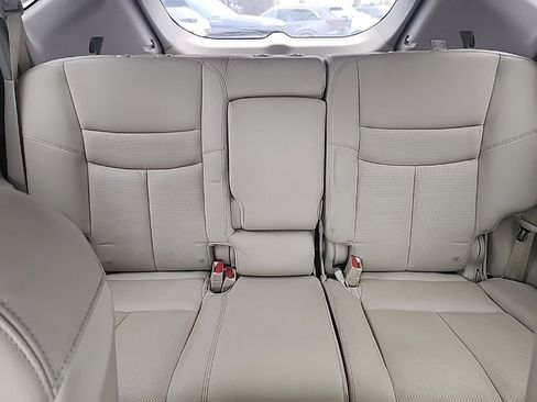 Used 2017 Nissan Murano Platinum w/ Platinum Technology Package image 11