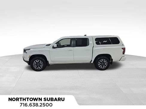 Used 2024 Nissan Frontier SL w/ Technology Package image 2