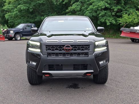 Certified 2025 Nissan Frontier PRO-4X w/ Pro Premium Package AWD/4WD image 2