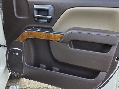 Used 2014 GMC Sierra 1500 SLT w/ SLT Crew Cab Value Package image 17