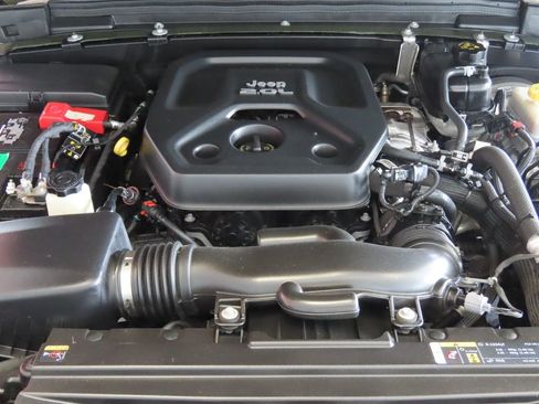 Used 2021 Jeep Wrangler Sport S image 49