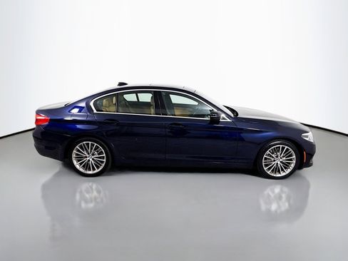 Used 2020 BMW 530e xDrive image 8