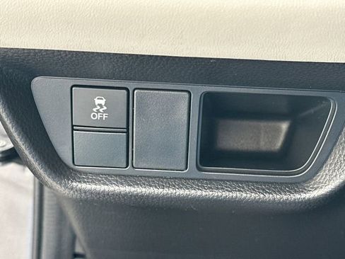 Used 2023 Honda HR-V LX image 24