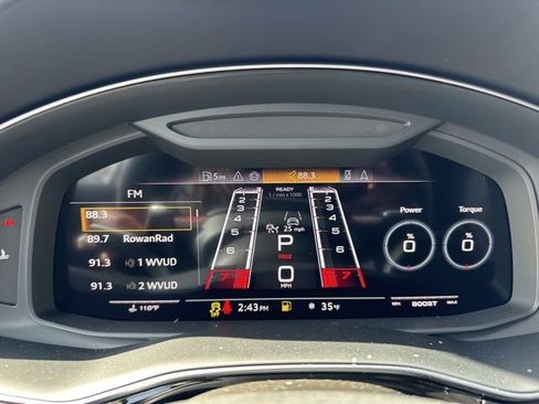 New 2025 Audi RS Q8 performance image 26