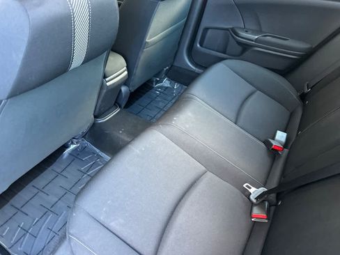 Used 2018 Honda Civic EX-T image 4