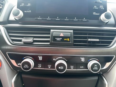 Used 2019 Honda Accord LX image 16