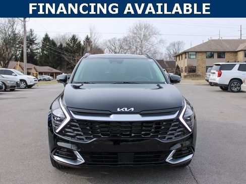 Used 2025 Kia Sportage SX image 3