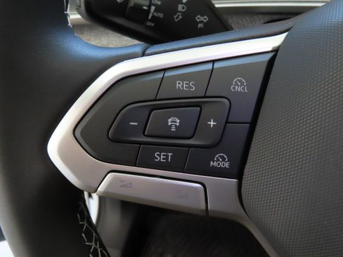 New 2025 Volkswagen Tiguan S image 14