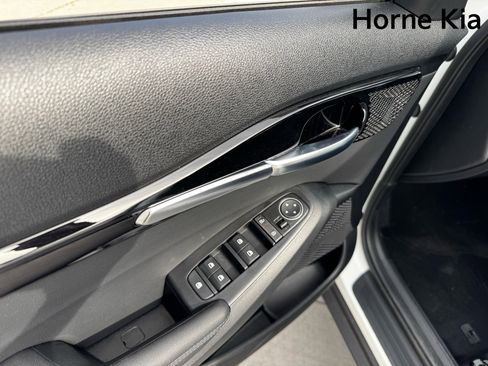 New 2026 Kia Seltos EX FWD image 10