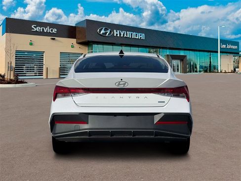 New 2026 Hyundai Elantra Blue image 6