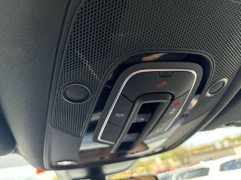 Certified 2024 Audi Q8 e-tron Premium image 9