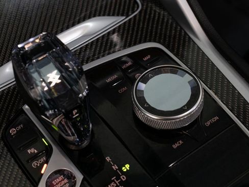 Used 2022 BMW X6 M50i w/ Executive Package image 39