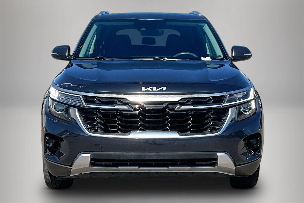 Used 2024 Kia Seltos EX AWD/4WD image 2