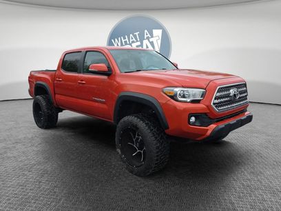 Used 2017 Toyota Tacoma TRD Off-Road w/ Tow Package (A/T)
