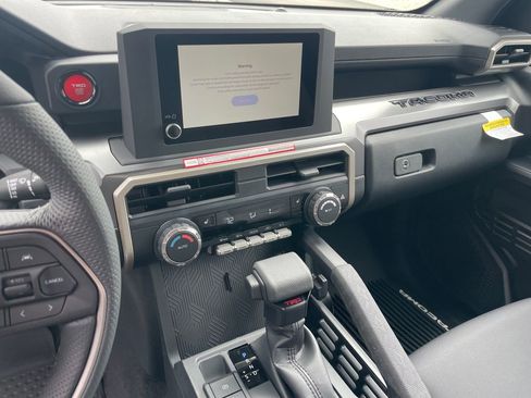 New 2026 Toyota Tacoma TRD Off-Road AWD/4WD image 16
