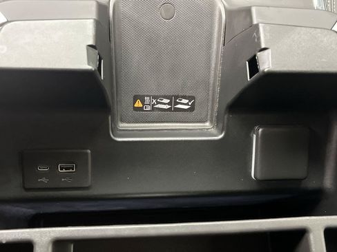 Certified 2024 Chevrolet Silverado 1500 LTZ AWD/4WD image 28