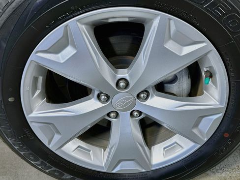 Used 2015 Subaru Forester 2.5i Limited image 30