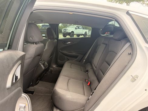 Used 2024 Chevrolet Malibu LT FWD image 7