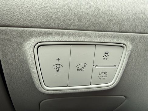 Certified 2024 Hyundai Tucson Limited image 8