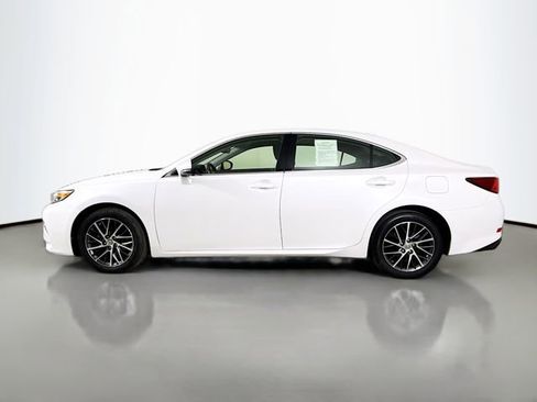 Used 2016 Lexus ES 350 image 4