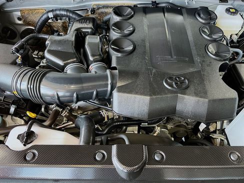 Used 2024 Toyota 4Runner SR5 Premium w/ Moonroof Package image 30